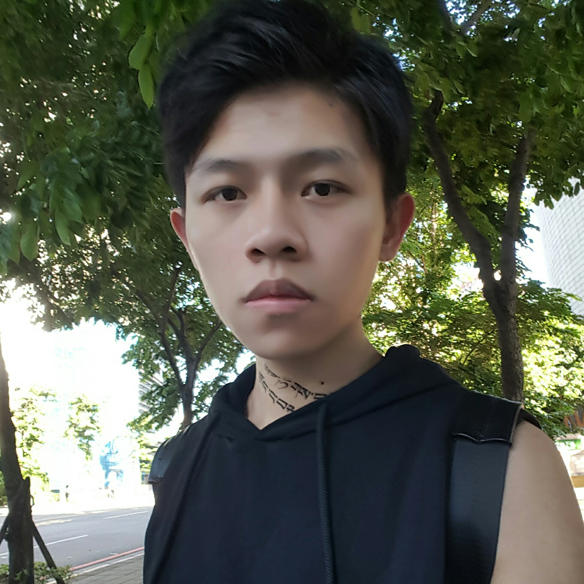 丹尼