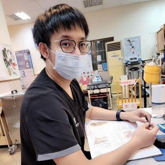 陳威宇