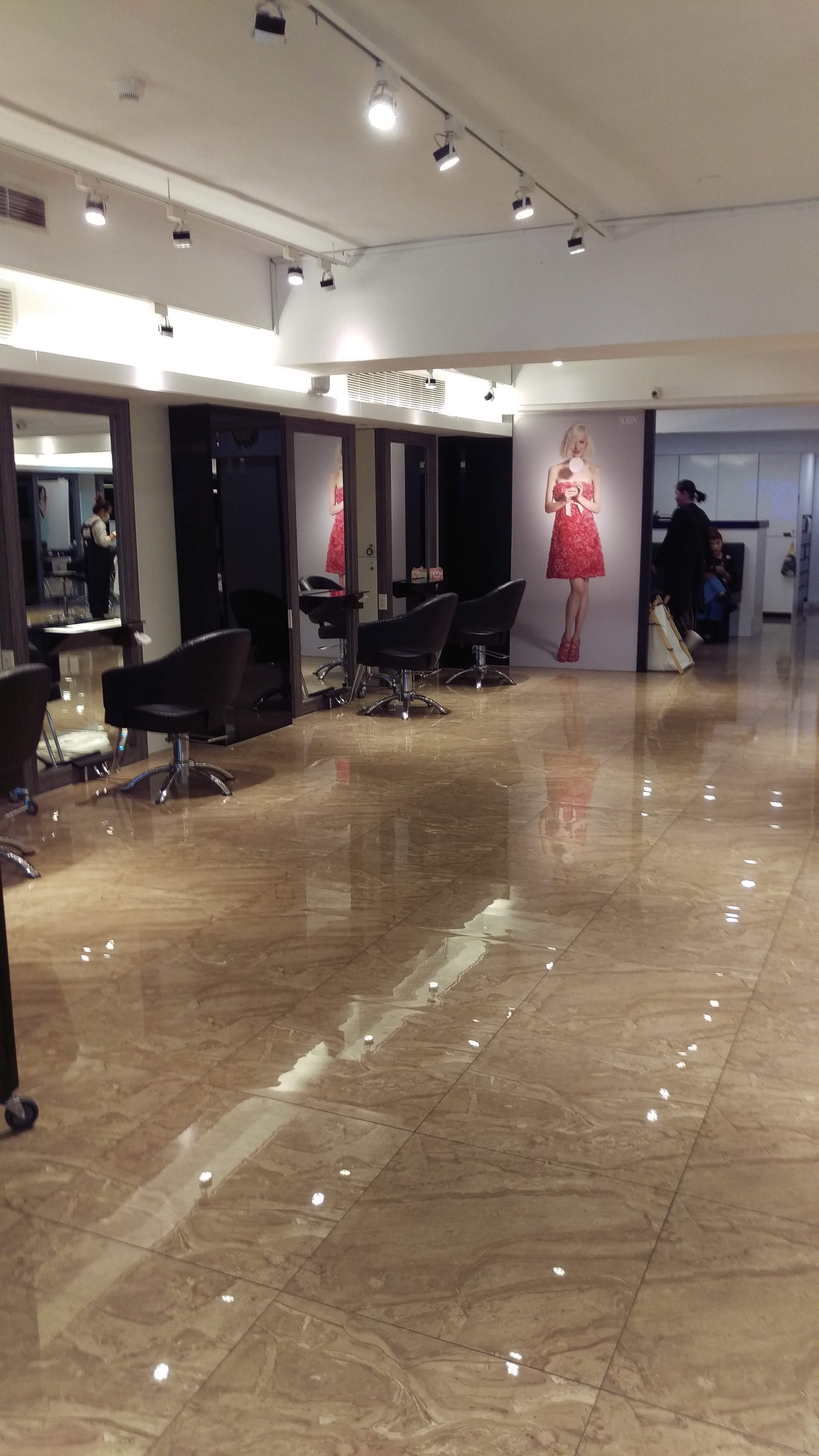 Whee Hair salon環境圖