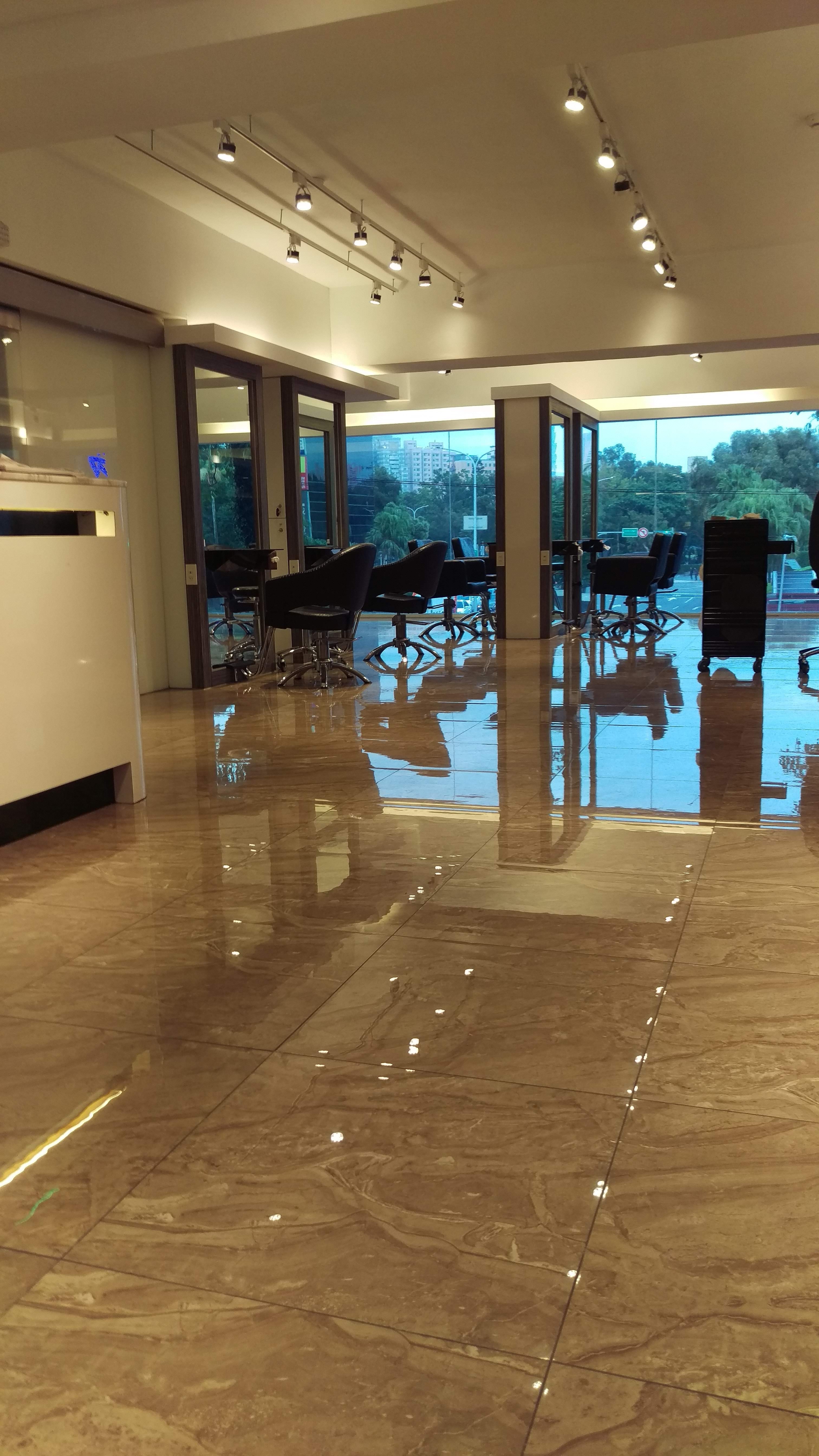 Whee Hair salon環境圖